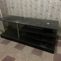 میز تلویزیون زیر تلویزیون