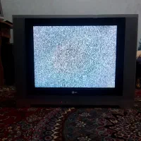 تلویزیون LG قدیمی بزرگ