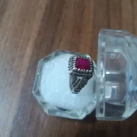 انگشتر نقره یاقوت سرخ کهنه کار دست