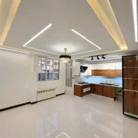 ۶۵متر  پرنور  سالن کاملا مربع  کم واحد   روب نما