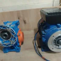 الکتروموتور نیم اسب و گیربکس نو هستن|ماشین‌آلات صنعتی|اراک, |دیوار