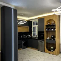 ساخت انواع کابینت کمد دیواری و انواع دکور مغازه