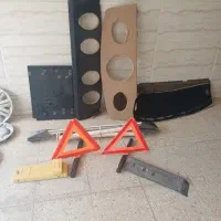 باربند تخته باندوآمپلی قالپاق مثلث خطر روی داشبورد