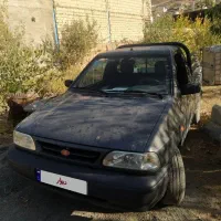 خوش رخ بی رنگ