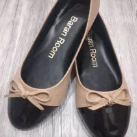 کفش سایز ۳۸