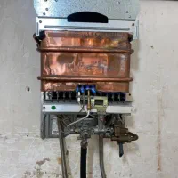 تعمیرات آبگرمکن دیواری و پکیج و بخاری در محل