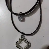 چکرگردنی با دست بند باهم ست هستن