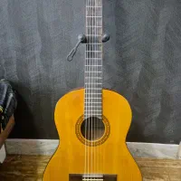 گیتار یاماها cs40