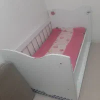 تخت کودک به همراه خوشخواب