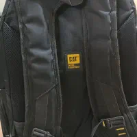 کوله ی اصل کاترپیلار|کیف، کفش، کمربند|شیراز, کاراندیش|دیوار
