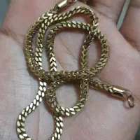 زنجیر گردنی محکم