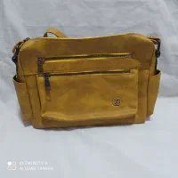 کیف|کیف، کفش، کمربند|دوگنبدان, |دیوار