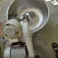 تنور نانوایی ۱۸۰ سانتی  خمیرکن ۴۰ کیلوی وپهن کن۵۰
