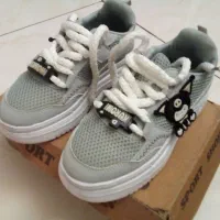 کتانی سایز ۳۵