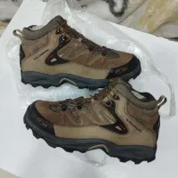 فروش نیم بوت خارجی اصل به صورت تکی وعمد|کیف، کفش، کمربند|خواف, |دیوار