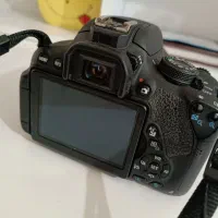 دوربین کنون 700d|دوربین عکاسی و فیلم‌برداری|شیراز, شهرک قمشه|دیوار