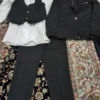 کت و شلوار پسرانه کاملا نو تا ۱۴ سال