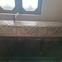 صندوقچه|کلکسیون اشیاء عتیقه|بهنمیر, |دیوار