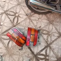 چراغ عقب کره ای صندق دار|قطعات یدکی و لوازم جانبی|یزد, |دیوار