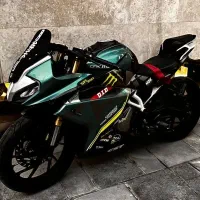 هیولای خیابان CF 250Sr