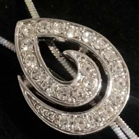 زیورآلات شیک (گردنبند انگشتر گوشواره) کاملا نو