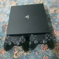 دستگاه ps4 در حد نو /کپی خور اصلی/۲دسته