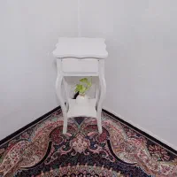 میز تلفن سفید