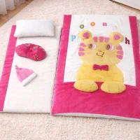 چندین سرویس رختخواب نوزاد