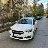 شاهین بدون رنگ