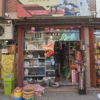 اجاره مغازه نبش چهارراه|اجارهٔ مغازه و غرفه|قم, بنیاد|دیوار