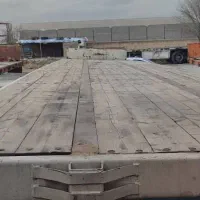 یک دستگاه تریلی دو محور