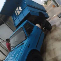 نیسان کمپرسی