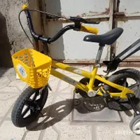 دوچرخه بچگانه ، سالم تمیز محکم ، رنگ شاد|دوچرخه، اسکیت، اسکوتر|مشهد, شهرک مهرگان|دیوار