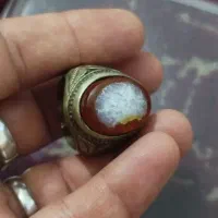 انگشتر سنگین و قدیمی