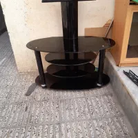 میز تلویزیون شیشه ای