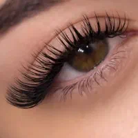 متخصص اکستنشن مژه