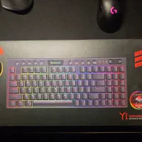 کیبورد Redragon Yi