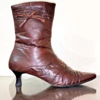 بوت قهوه ای چرم مصنوعی