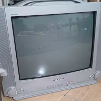 تلویزیون و مبل دست دو|مبلمان خانگی و میز عسلی|کاشان, فاز ۱ ناجی آباد|دیوار