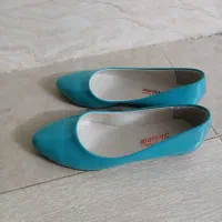 کفش نو سایز 39 و 38 هم میخوره