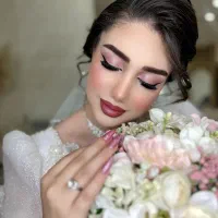 خدمات میکاپ وشنیون|خدمات آرایشگری و زیبایی|رشت, گلسار|دیوار