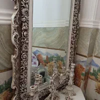 آینه و کنسول