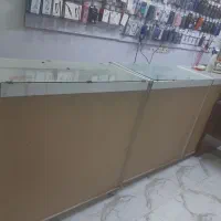 ۲ عدد میز چوب قدیمی قوی هستن ۳ عدد ویترین ام|بوفه، ویترین، کنسول|اهواز, کمپلو جنوبی|دیوار
