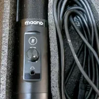 میکروفن برندکاملاسالم وقوی کم کارکرد