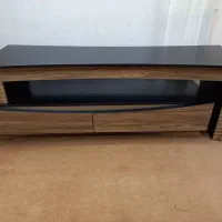 میز تلویزیون  متحرک