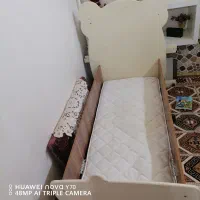 تخت کودک و نوجوان به همراه تشک