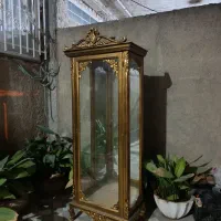 بوفه طبقه دار کاملا سالم