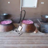 گلاب اصل معطر و غلیظ