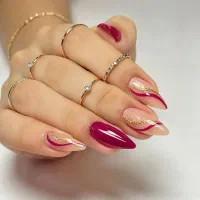 آموزش و خدمات تخصصی کاشت ناخن