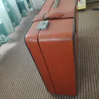 سه چمدان قدیمی دهه ۴۰ و ۵۰|کیف، کفش، کمربند|رشت, استادسرا|دیوار